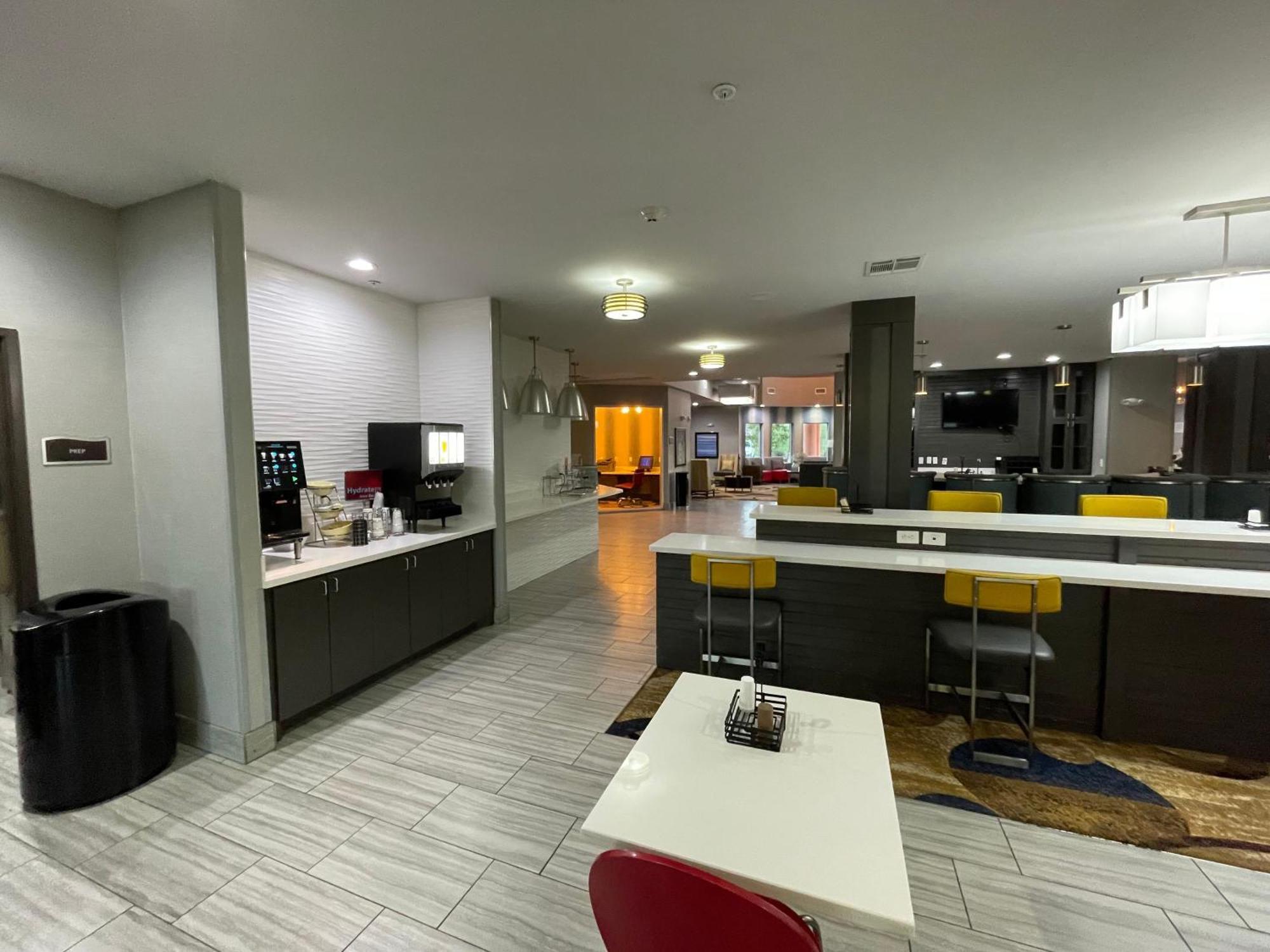 Del-Mar Airport Inn & Suites شريفبورت، لويزيانا المظهر الخارجي الصورة